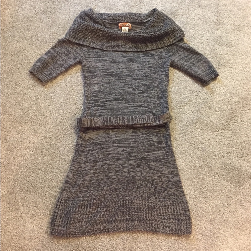 Mudd Grey and Black Short Sleeve Cowl Neck Sweater Dress XS Love Peace Happiness